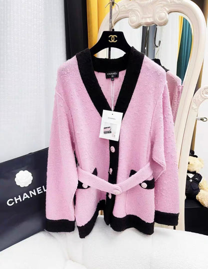 Chanel 24 Fall/Winter Wool Pink & Black Cardigan size 40