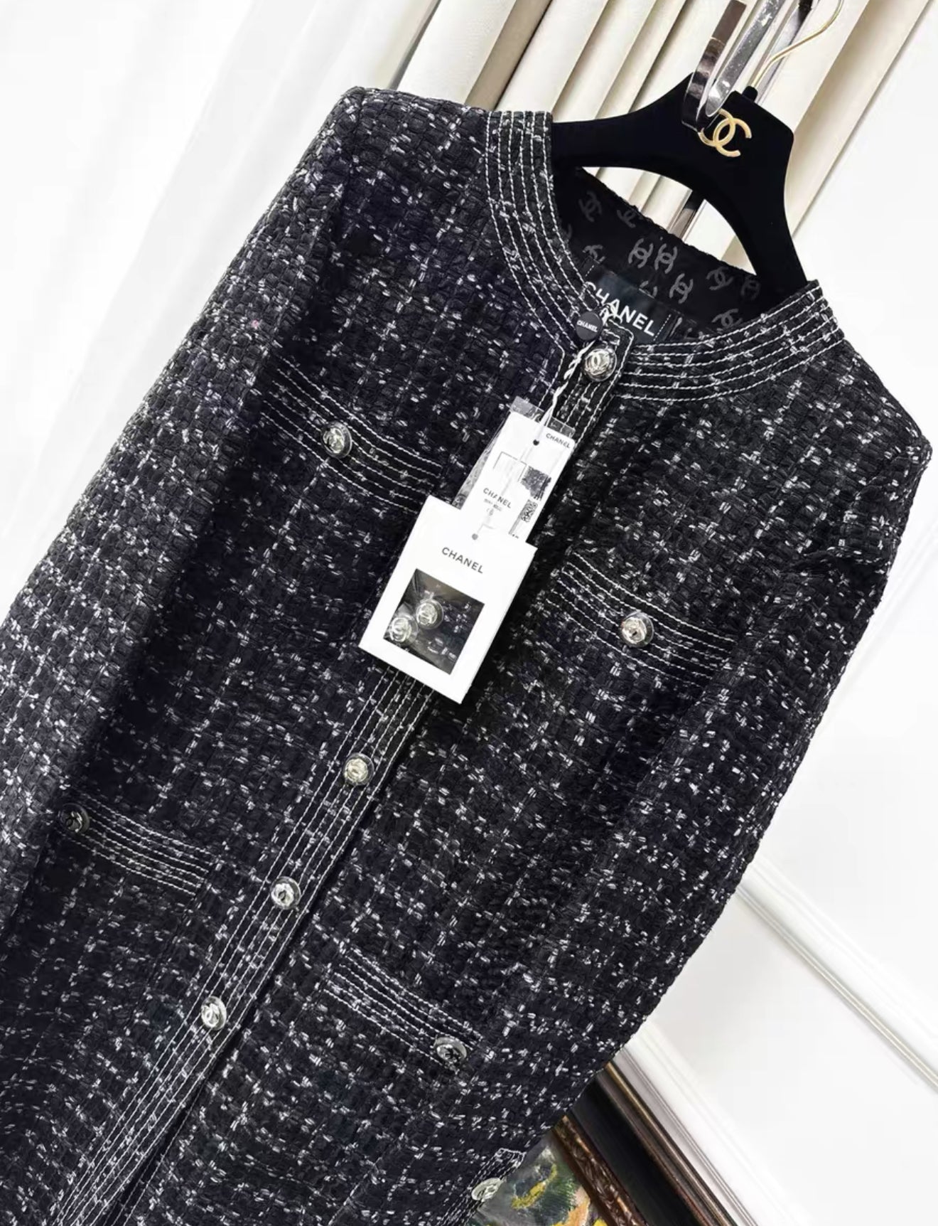Chanel 20p black houndstooth long coat