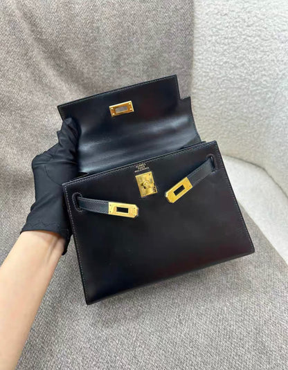 Vintage Hermès Kelly Sellier 20 Black Box Gold Hardware