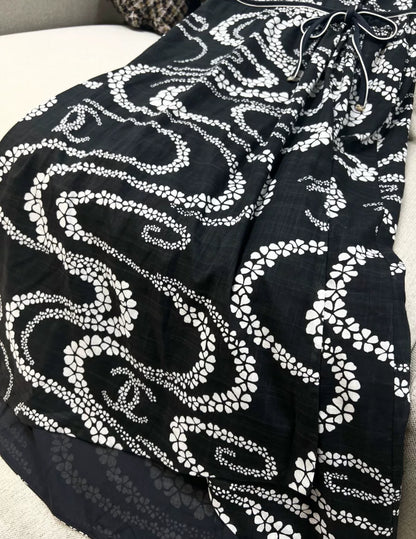 Chanel 25M black and white printed dress
