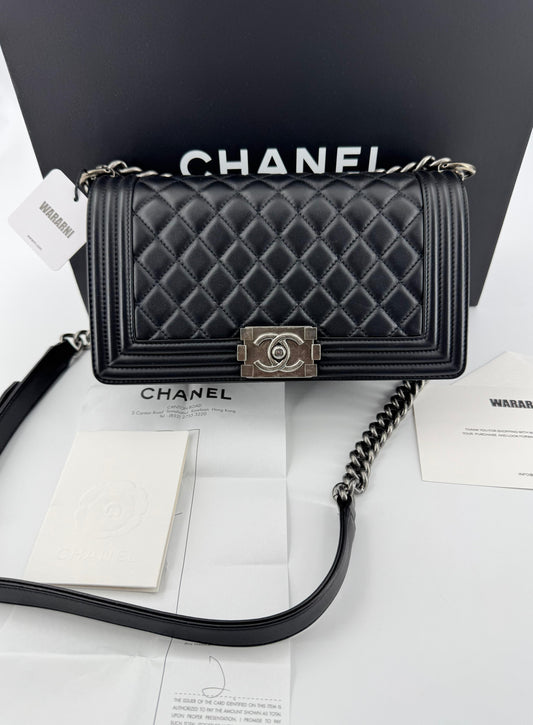 Chanel Boy black leather bag silver hardware