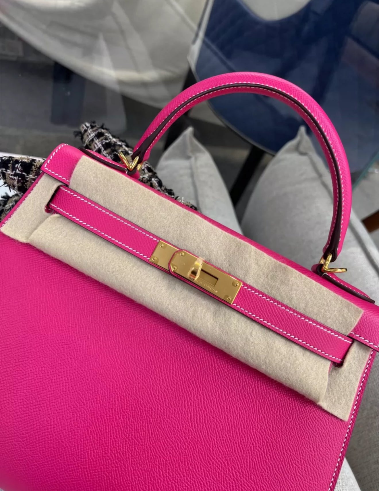 Hermes Kelly 28 Rose Extreme Pink Epsom Leather Gold Hardware