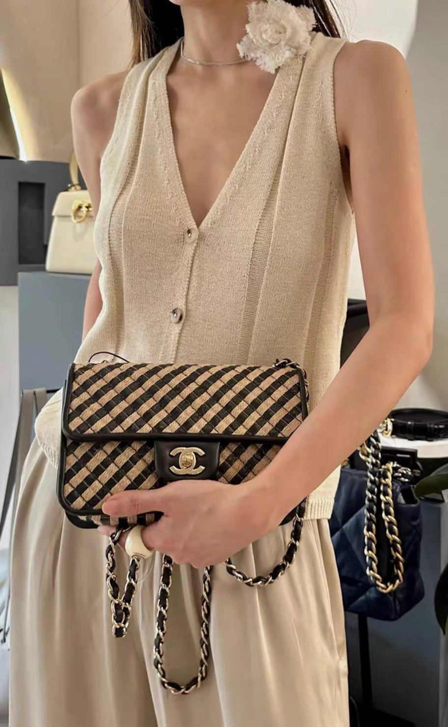 Chanel 21P Small Urban Jungle Flap Beige and Black Stripe Raffia Jute Gold Hardware