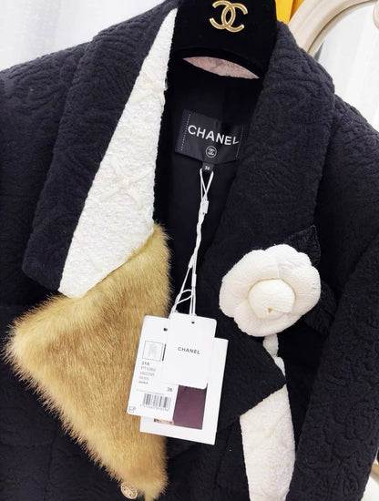 Rare Chanel 21A Camellia Fur Jacket size 36