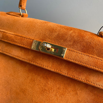 Hermès Kelly 25 Orange Doblis suede leather gold diamond hardware (Extremely rare)