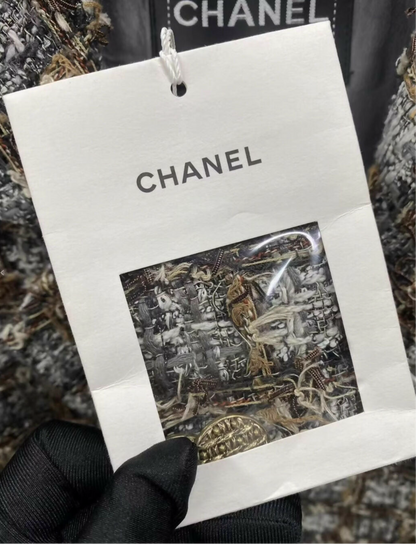 Chanel 18K grey-brown tweed jacket