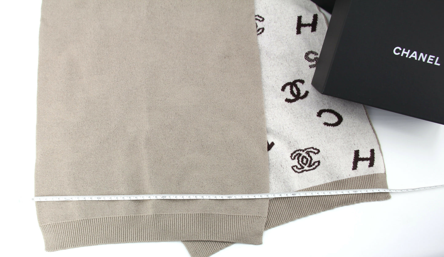 Chanel 23A Cotton Knitted Beige No.5 CC logo Scarf