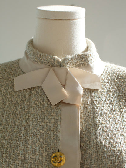 chanel vintage ss 1990 seafoam green satin bow tweed cropped jacket 4