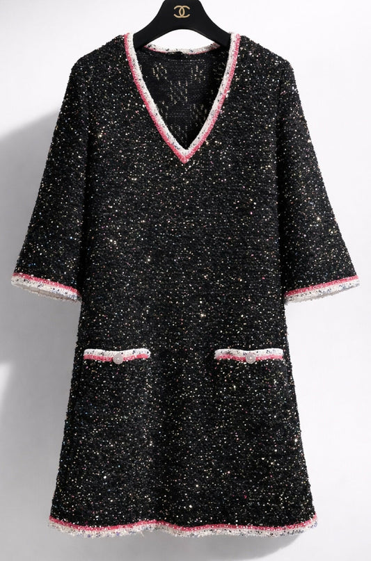 Chanel 24C Multicolor Black Pink White Knit Sequin Dress size FR 40