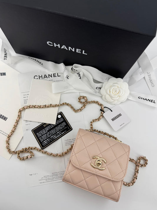 Chanel peach quilted leather coin purse with gold chain strap
