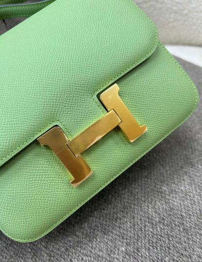 Hermes Constance 19 Vert Criquet Epsom Gold Hardware