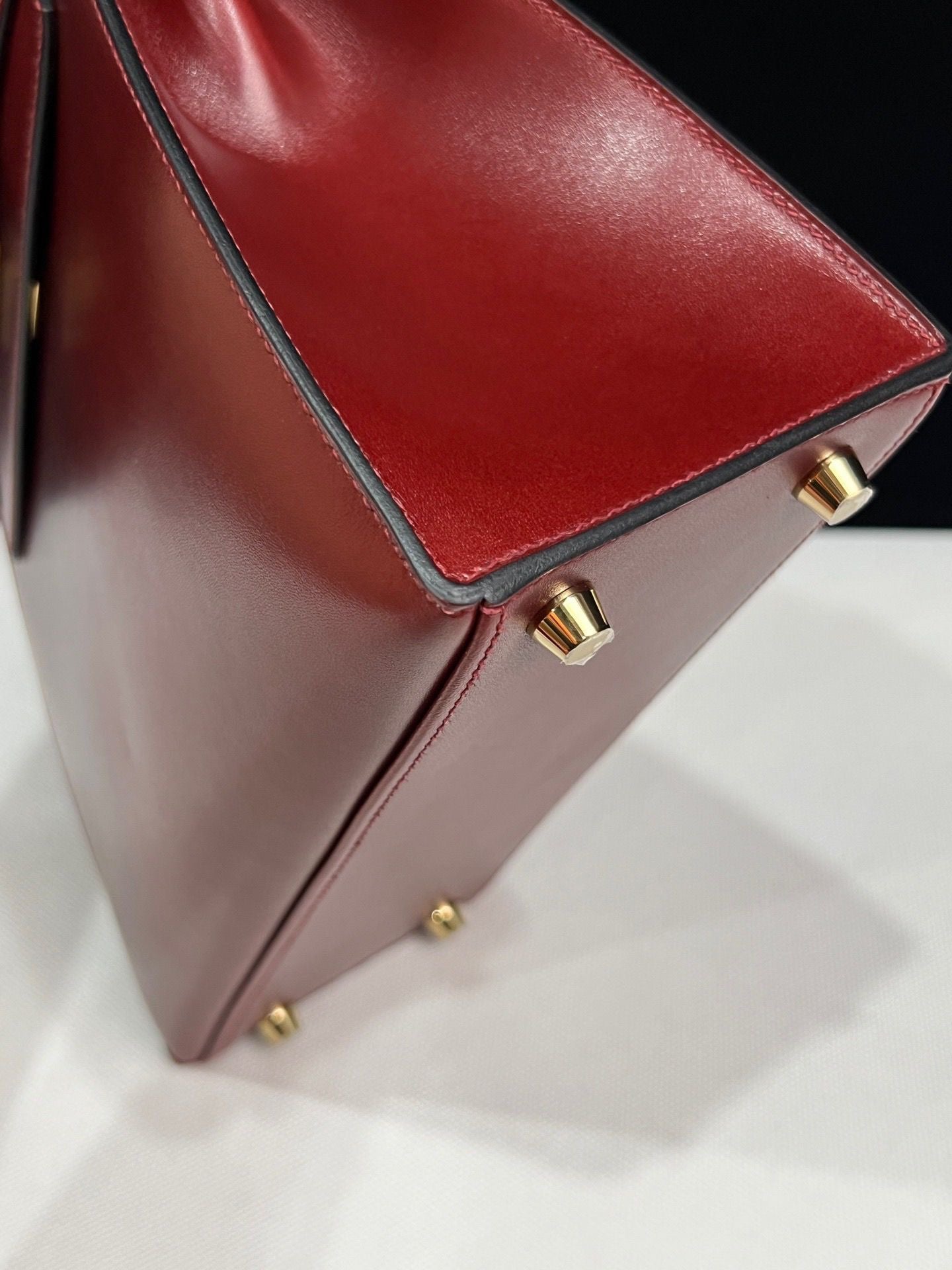 Hermes Kelly 25 red box leather Gold hardware