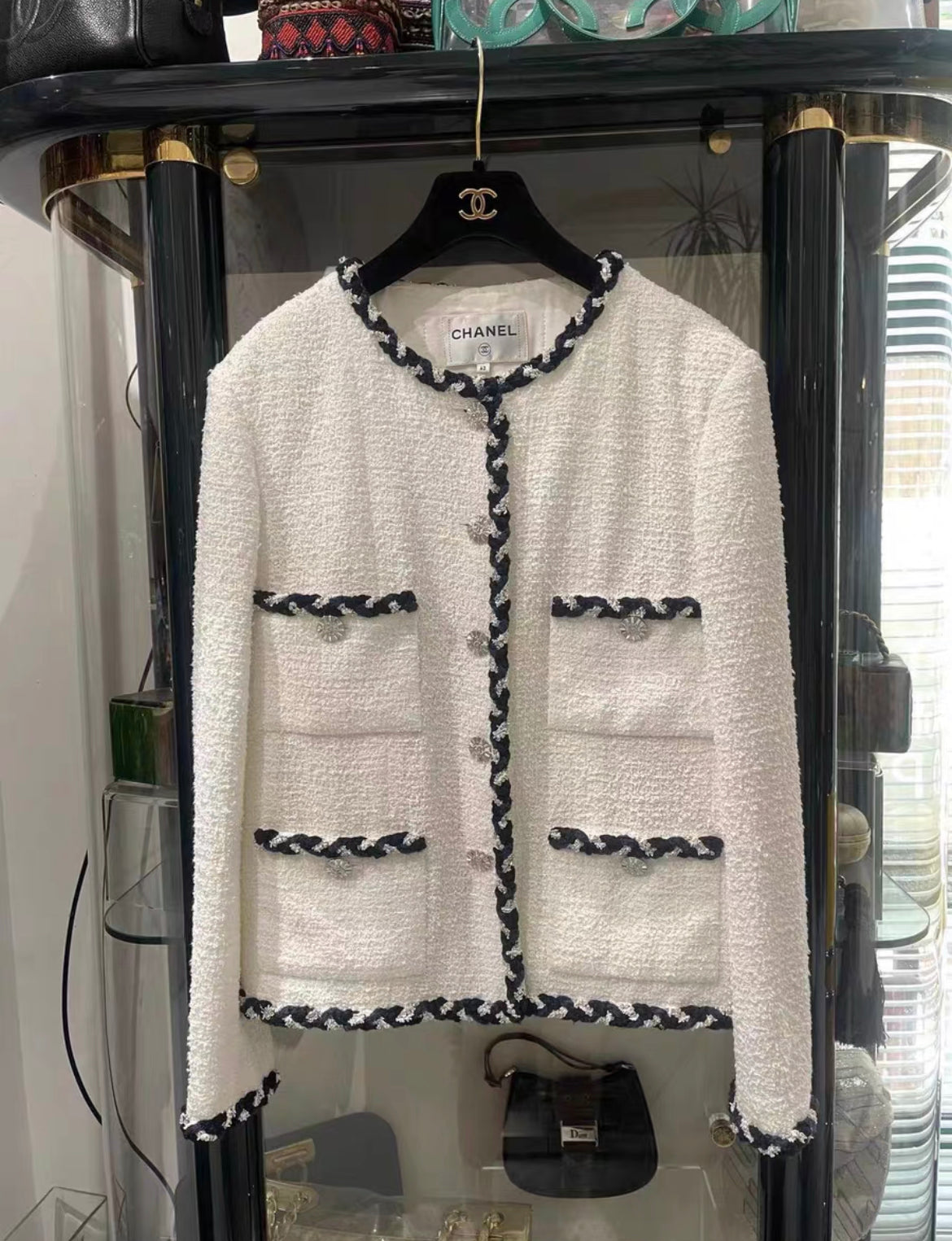 Chanel 23C white wool jacket size 42