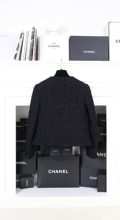 Chanel 21K black tweed diamond-button four-pocket jacket