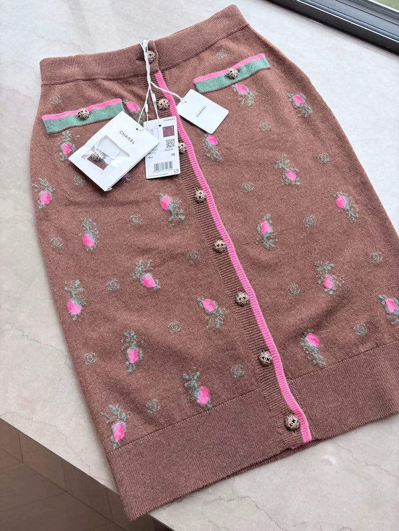 Chanel 22K brown cashmere skirt
