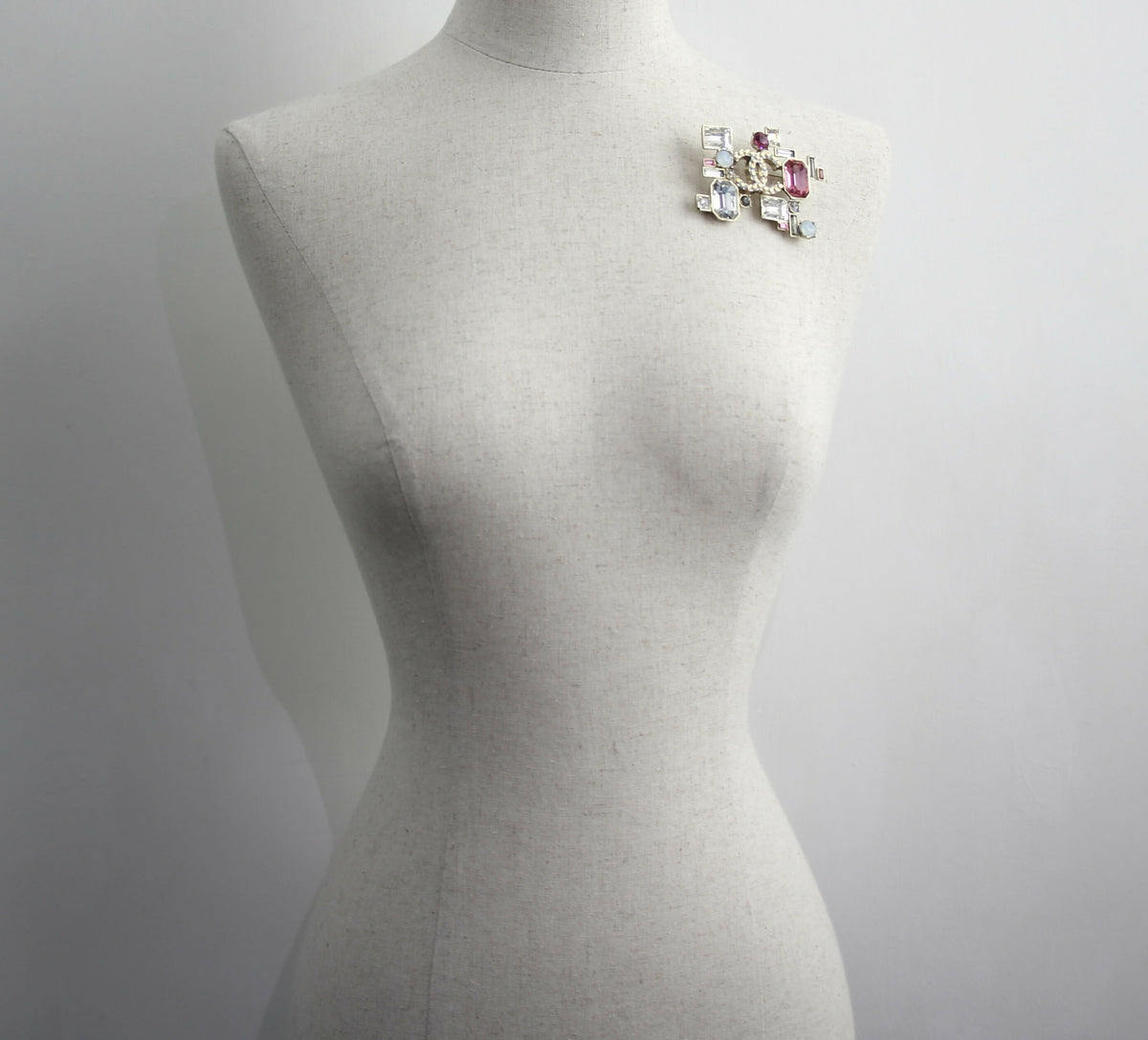 Chanel Vintage 05P Coloured Rhinestones Pink Brooch
