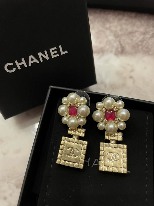Chanel 21P floral perfume bottle earrings