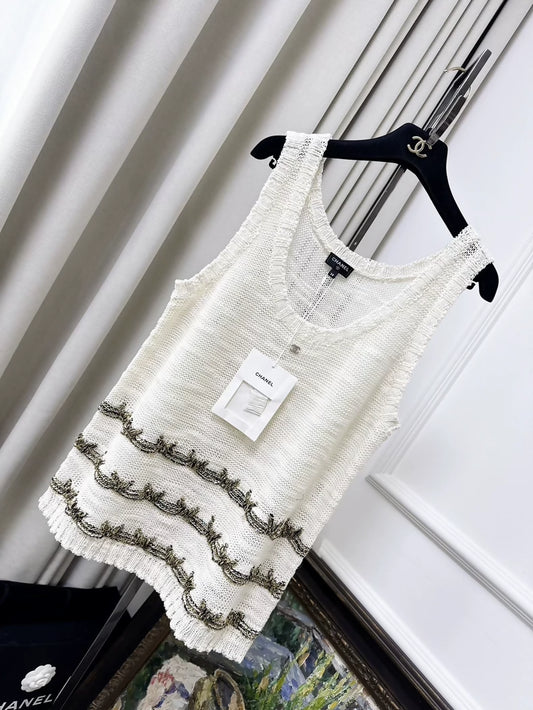 Chanel 25A off-white vest top