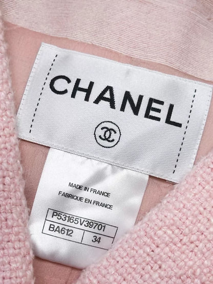 Chanel 16c pink satin lace-trimmed tweed jacket