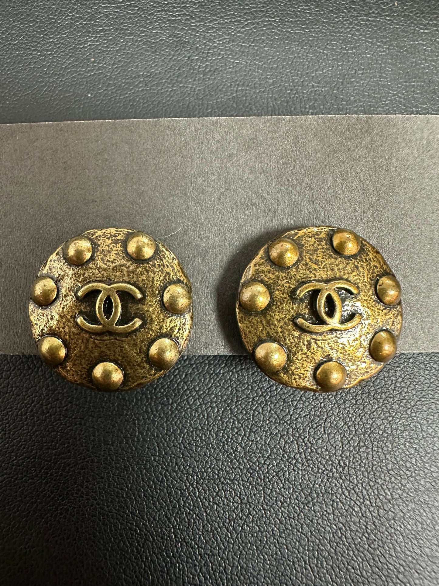 Chanel Vintage 97 Metal Gold Round CC Clip-on Earrings