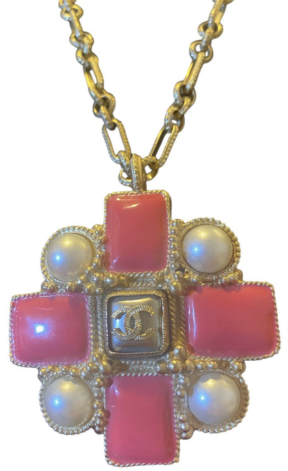Chanel 13S XL CC Medallion Pendant Pink Coral Gripoix Pearl Gold Necklace