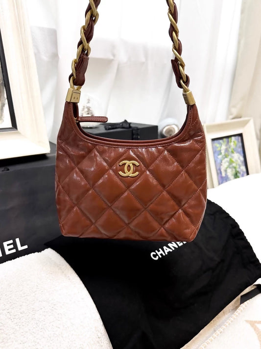 Chanel 24A brown waxed leather quilted Hobo shoulder bag