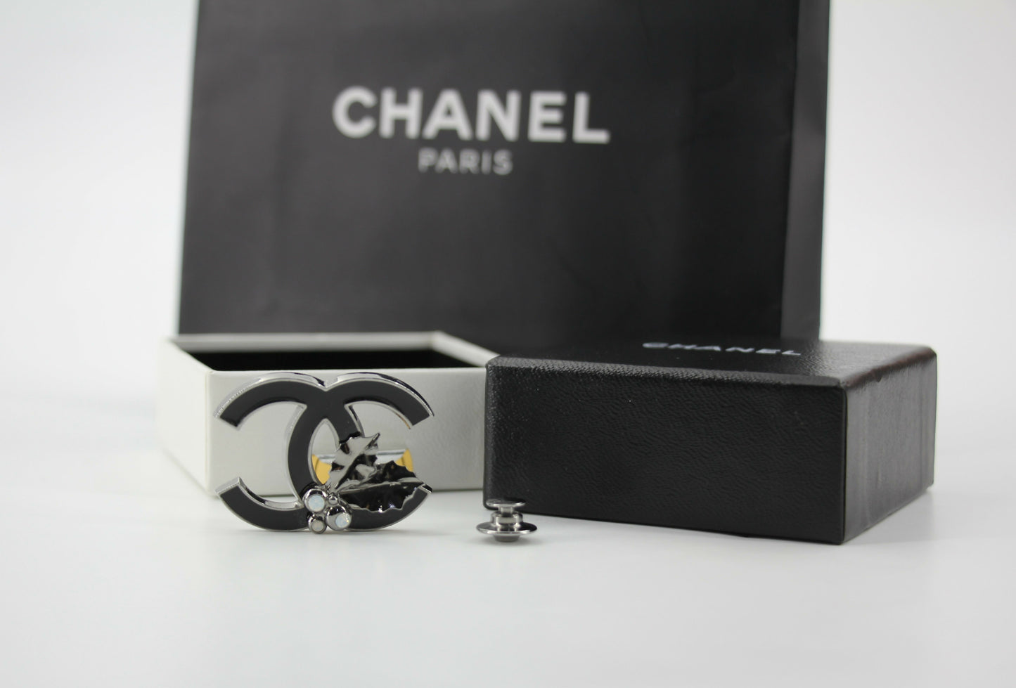 Chanel Vintage 05A Enamel Black CC Leaf Brooch