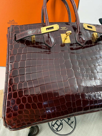 Hermes Birkin 25 Bordeaux Crocodile Leather Handbag with Gold hardware