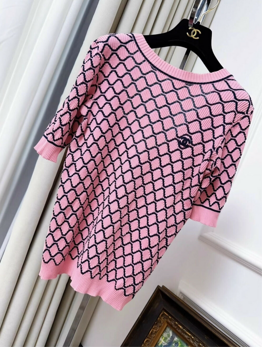 Chanel 20p Pink/Black Top