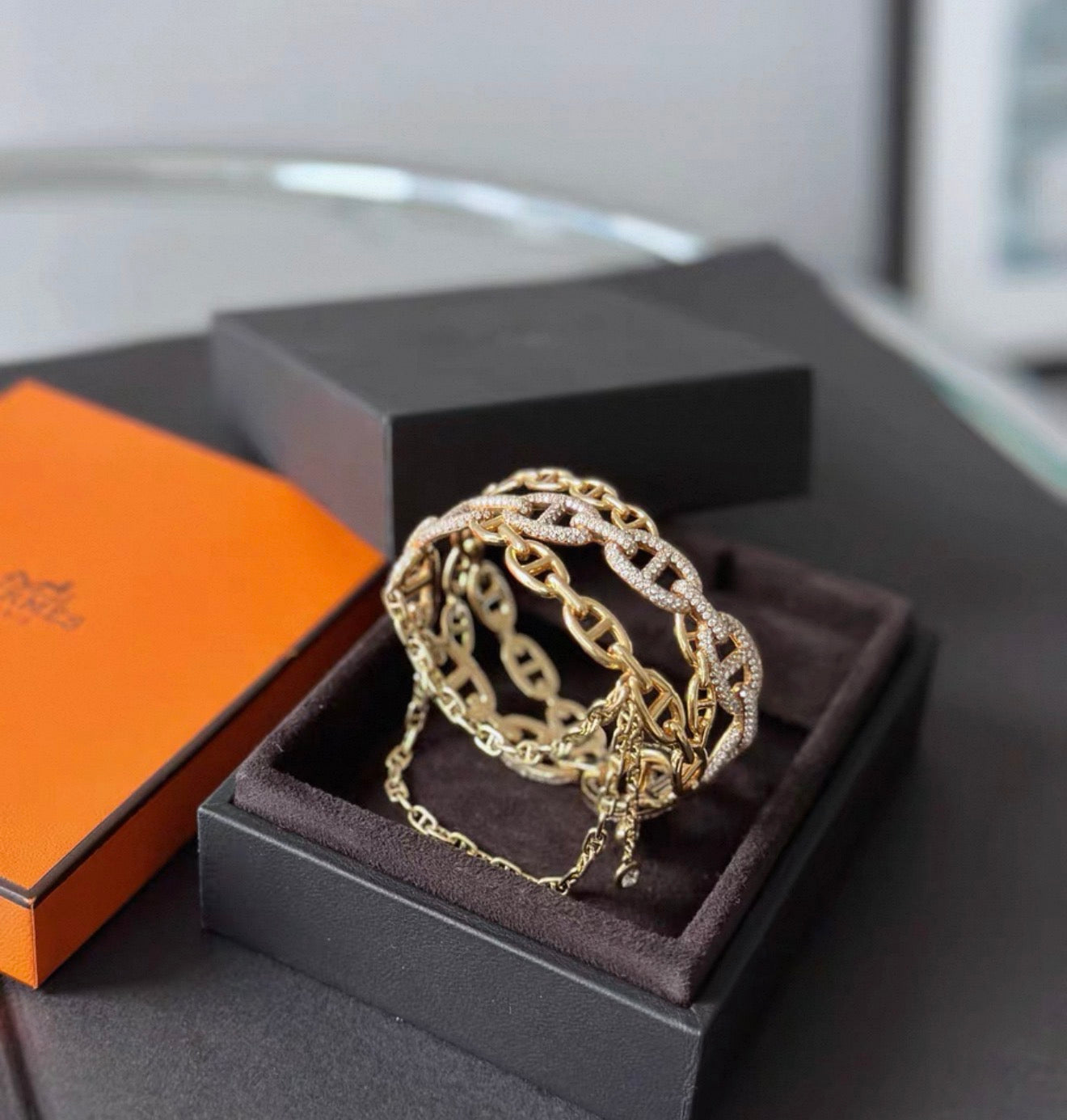 Hermès Chaine d’Ancre Enchaînée bracelet in yellow gold with pavé diamonds