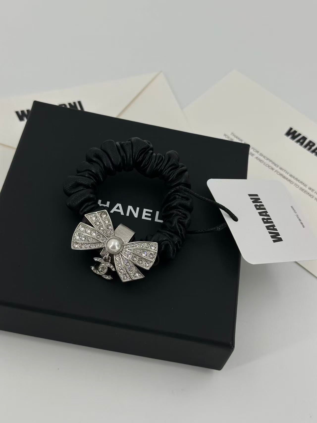 Chanel 22P Diamond Bow Double C Black Pleated Hairband