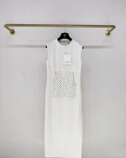 Chanel 25C White tweed dress size 36