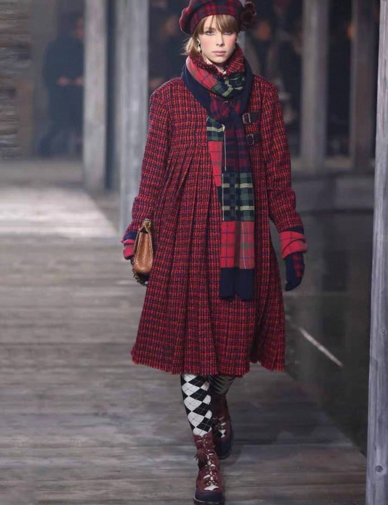 Chanel 13A Métiers d'Art Edinburgh Collection Red Wool British Plaid Coat