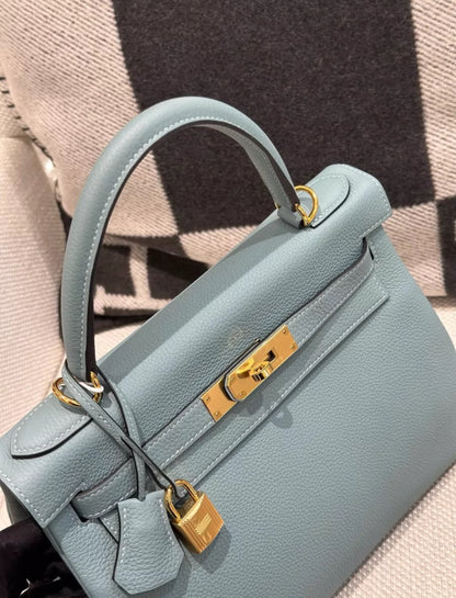 Hermès Kelly 28 Bleu Azur Togo Leather Gold Hardware