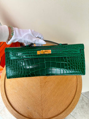 Hermes Kelly Cut green emerald shiny crocodile Leather Gold Hardware