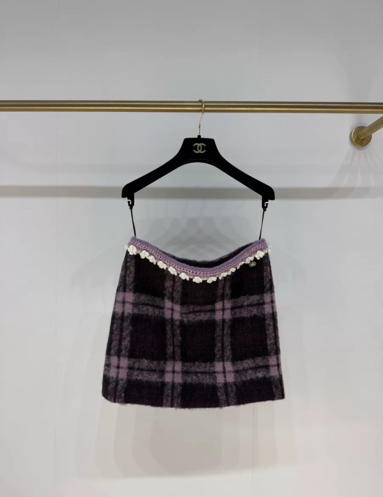 Chanel 24A pink & black wool skirt