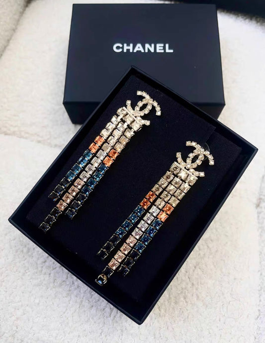 Chanel 19A CC logo dangle earrings