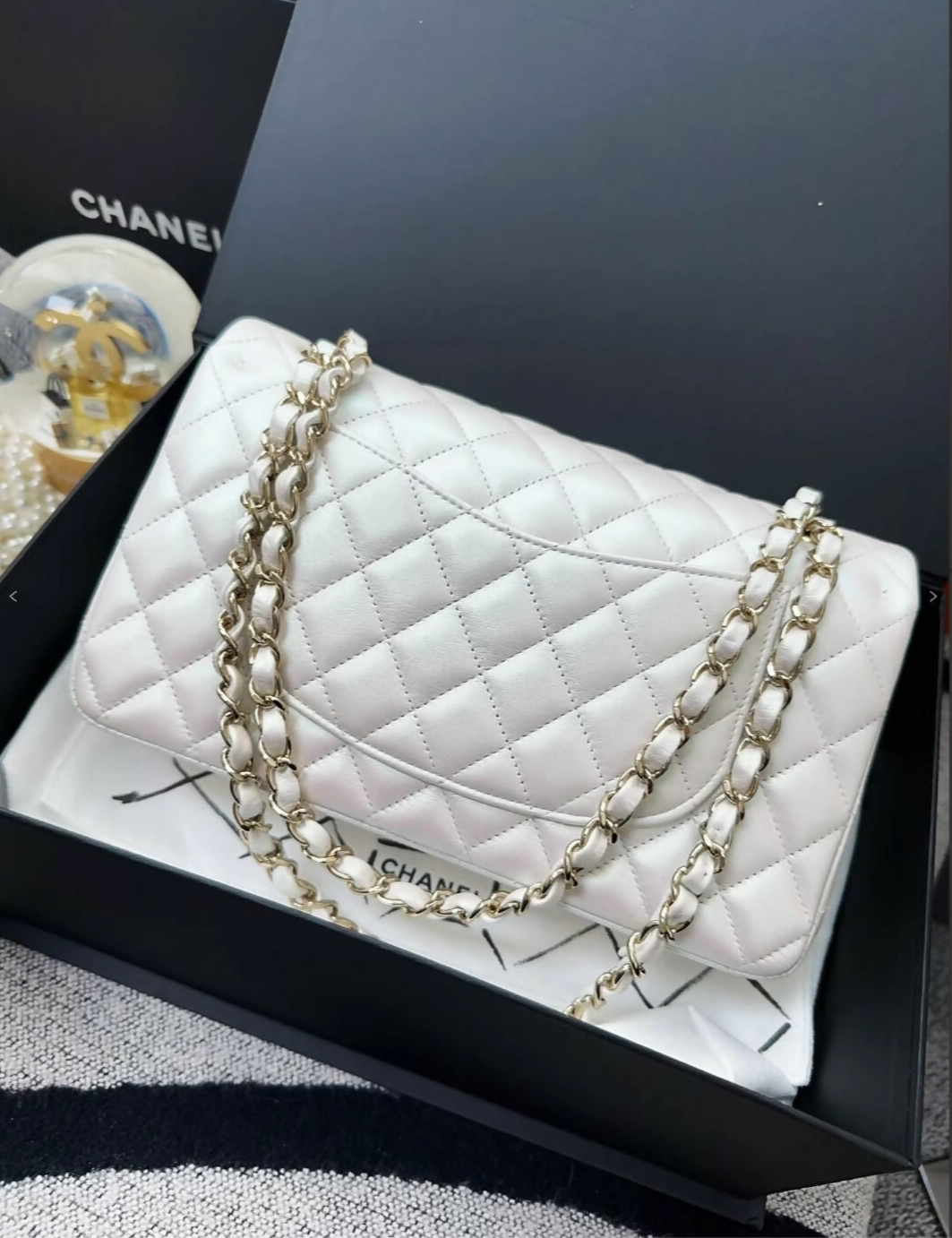 Chanel 21s Medium Pearl White flap Bag light gold hardware