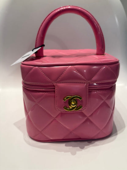 Chanel Vintage Spring 1995 Barbie Collection Vanity Bag with Mirror – Pink