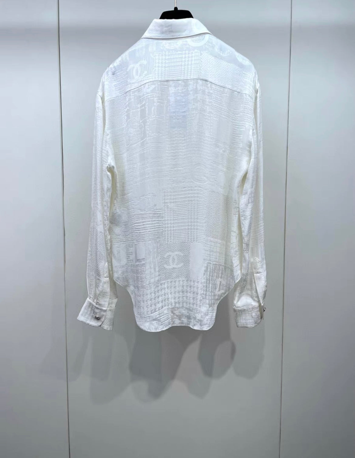 Chanel 22k white silk shirt size 38