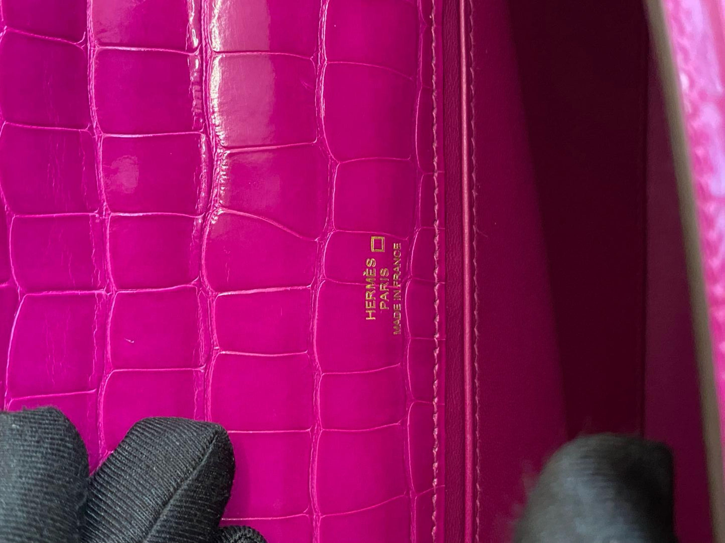 HERMÈS MINI KELLY POCHETTE ROSE SCHEHERAZADE SHINY ALLIGATOR GOLD HARDWARE
