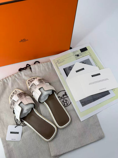 Hermès Oran Sandals Himalaya Niloticus Crocodile 37