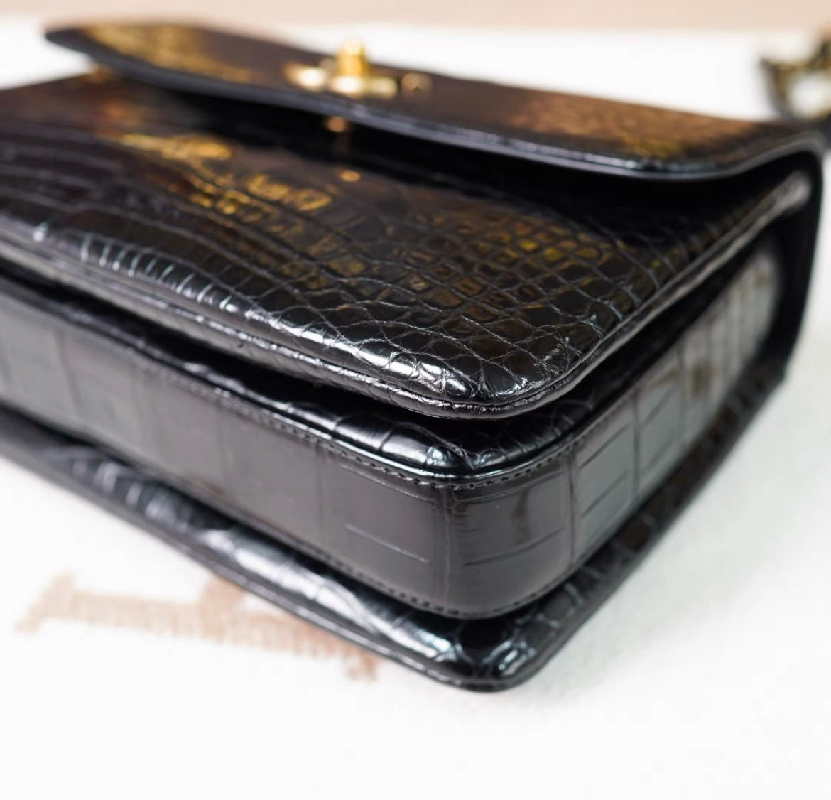 Chanel Black Exotic Alligator Leather Vintage Flap Bag – Wararni.com
