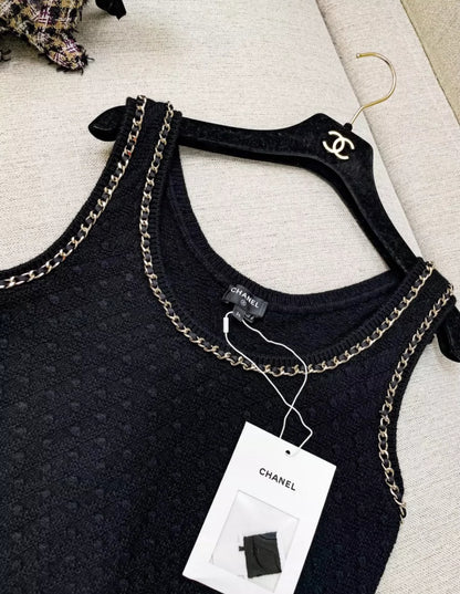 Chanel 23B black top