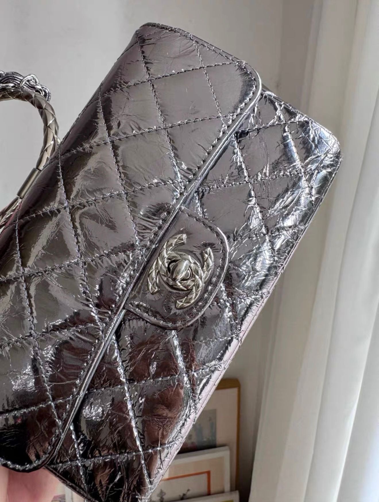 Chanel Metallic Calfskin Mini Ring Handle Flap Bag – Wararni.com