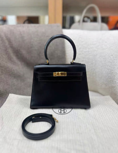 Vintage Hermès Kelly Sellier 20 Black Box Gold Hardware