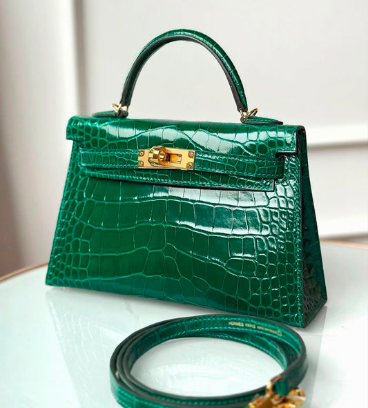 Hermes Mini Kelly 20 Vert Emeraude Shiny Alligator Gold hardware