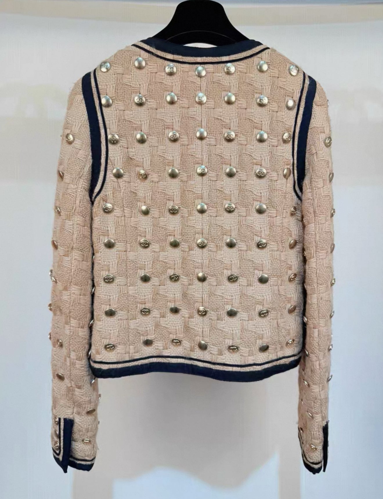 Chanel 08A beige wool tweed jacket