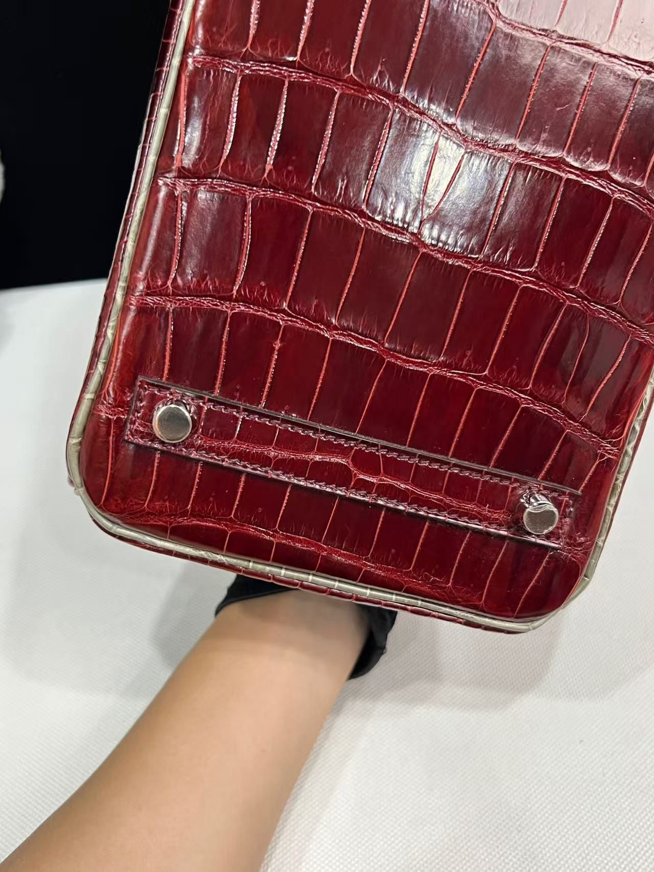 Hermes Birkin 30 Bordeaux Shiny Crocodile Leather Palladium Hardware