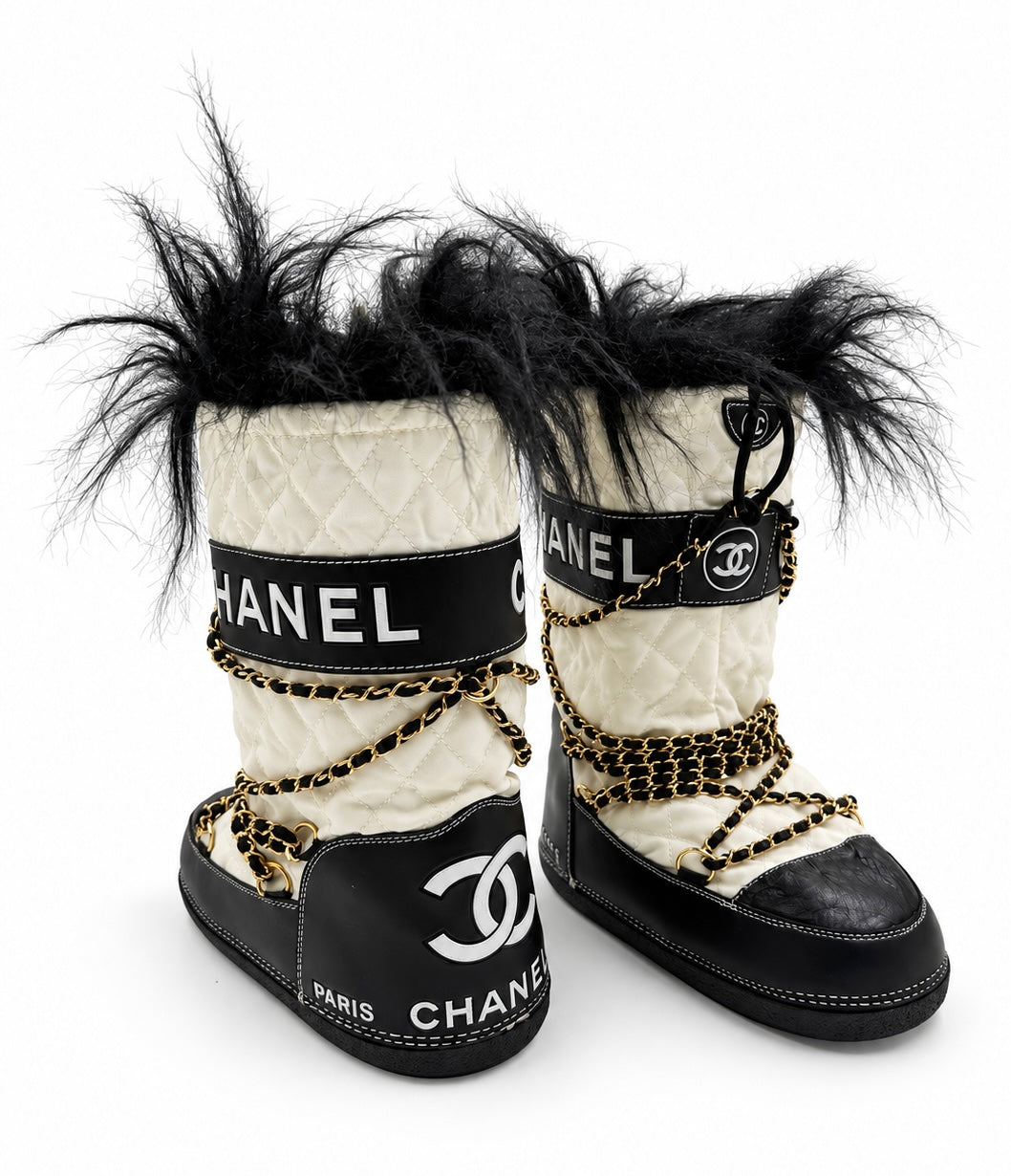 Chanel Fall-Winter 1993 Runway Snow Boots By Karl Lagerfeld